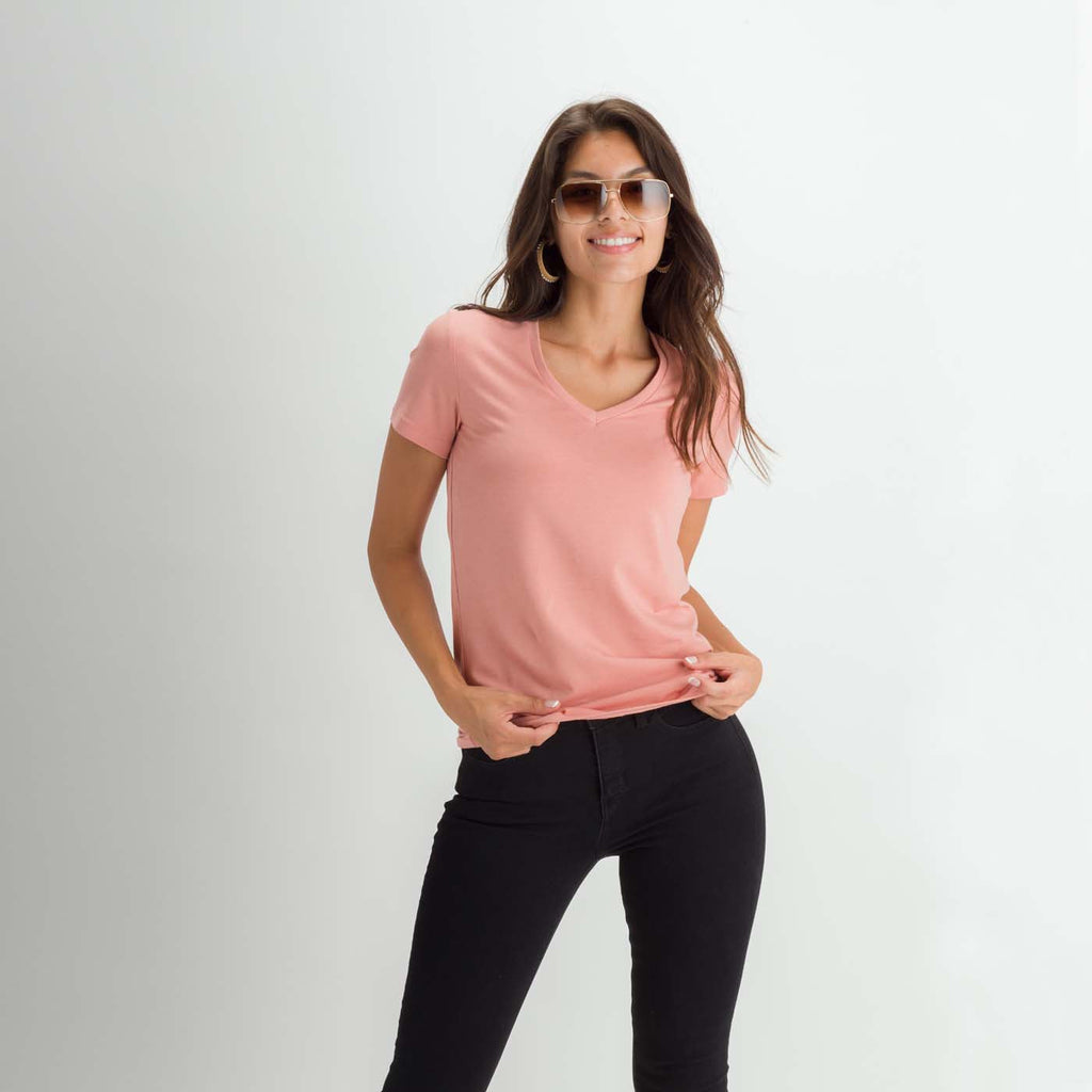 Apparel > Clothing > Women > Shirts & Tops > Tshirts - Classic V-Neck T-shirt - Dusty Pink