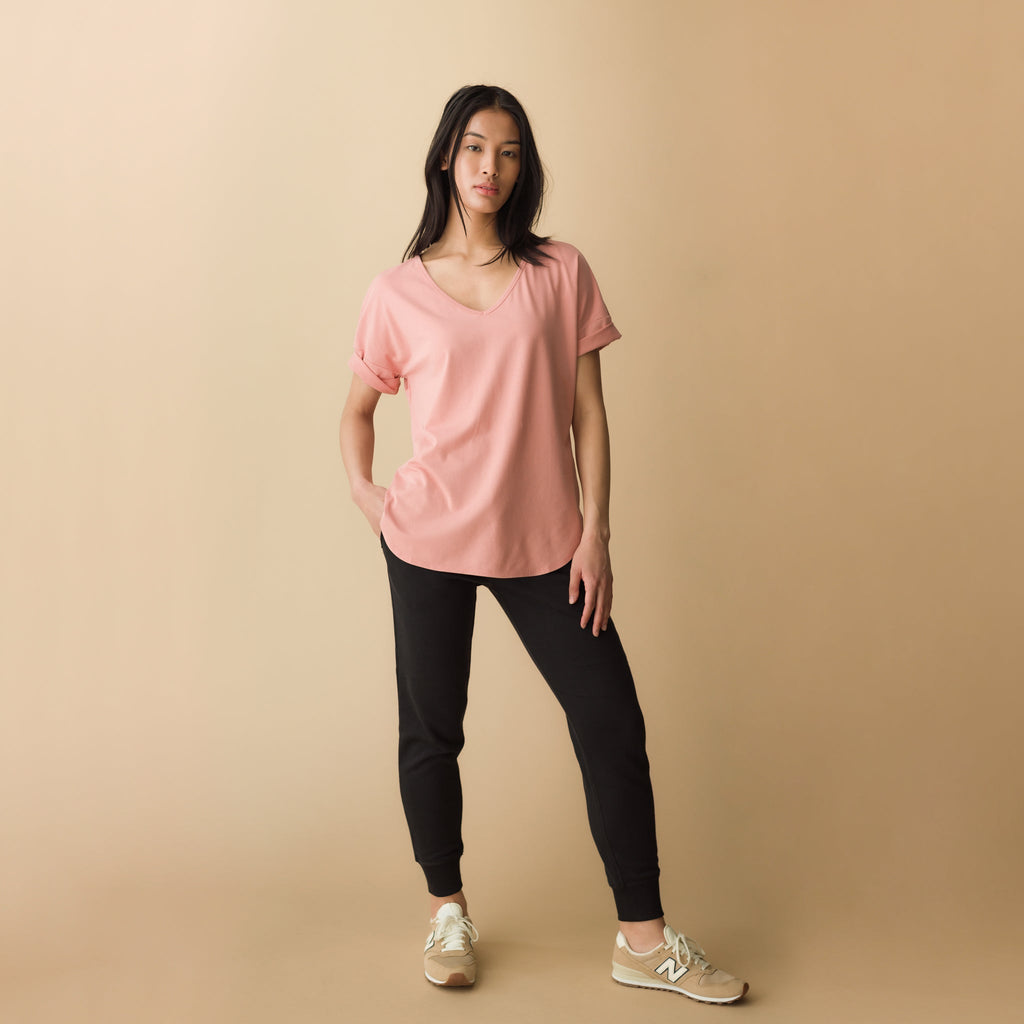 Apparel > Clothing > Women > Shirts & Tops > Tshirts - Relaxed V-Neck T-Shirt - Dusty Pink